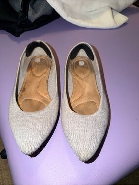 Old Navy Light Gray Pointed Knit Ballet Flats